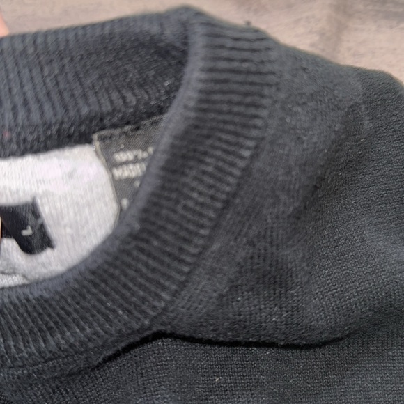 Vintage 4 YOU brand lightweight sweater. Long sleeve. Size large but fits snug. - Picture 7 of 8